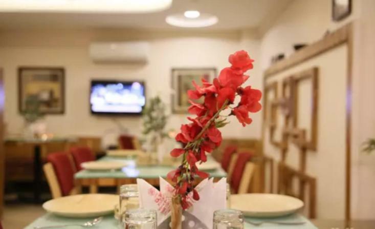 בהופאל Hotel Gk Palace מראה חיצוני תמונה